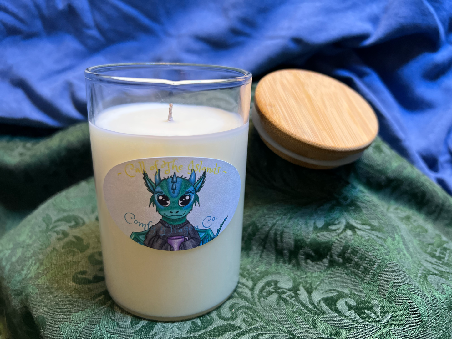 8oz Call of The Islands Candle